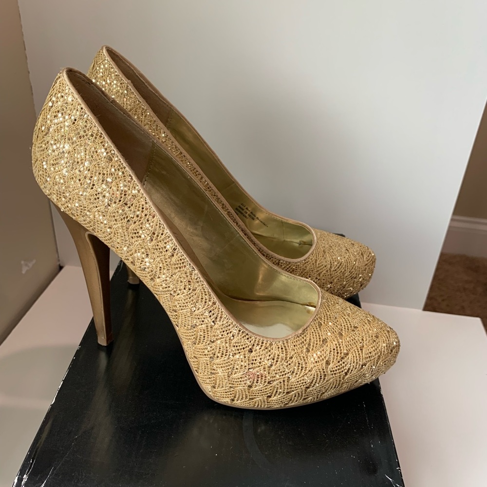 Carlos women’s heels